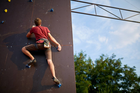 了广泛讨论 了广泛讨论